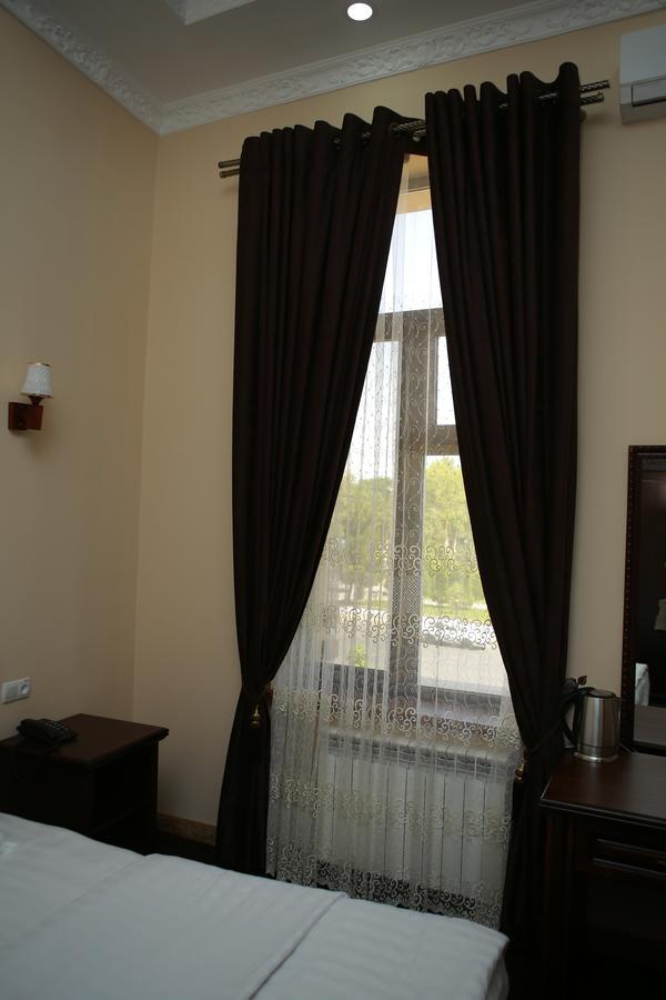 Boulevard Palace Hotel Samarkand Ngoại thất bức ảnh