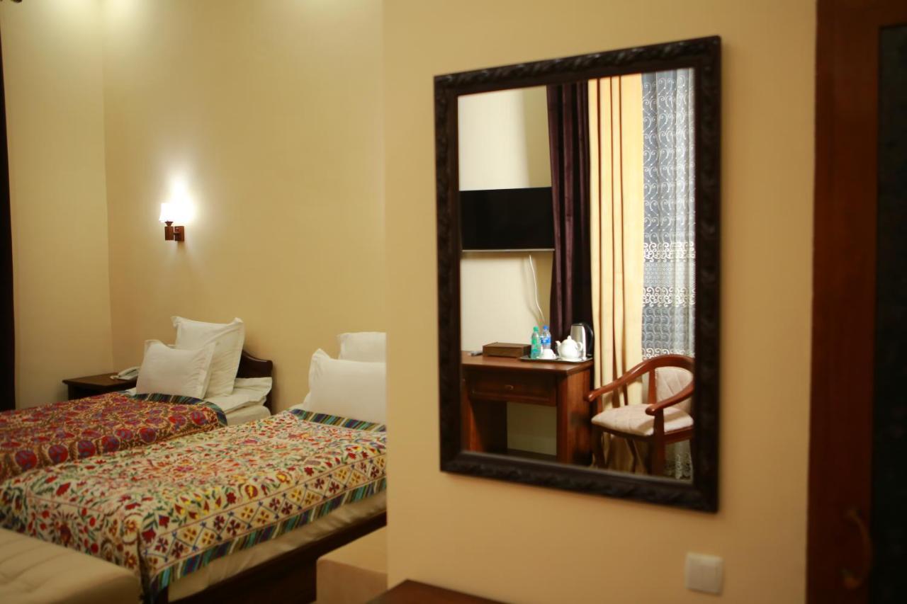 Boulevard Palace Hotel Samarkand Ngoại thất bức ảnh
